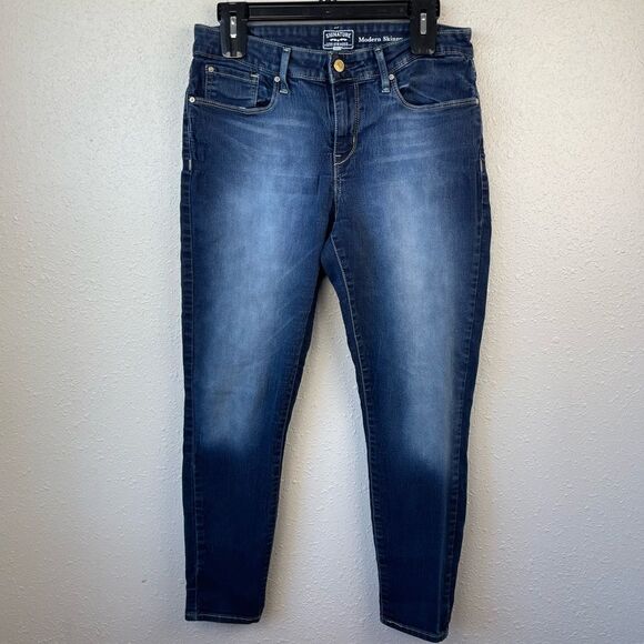 Levi’s Signature Gold Modern Skinny Jeans Size 10S W30 X L30 EUC - Picture 1 of 7